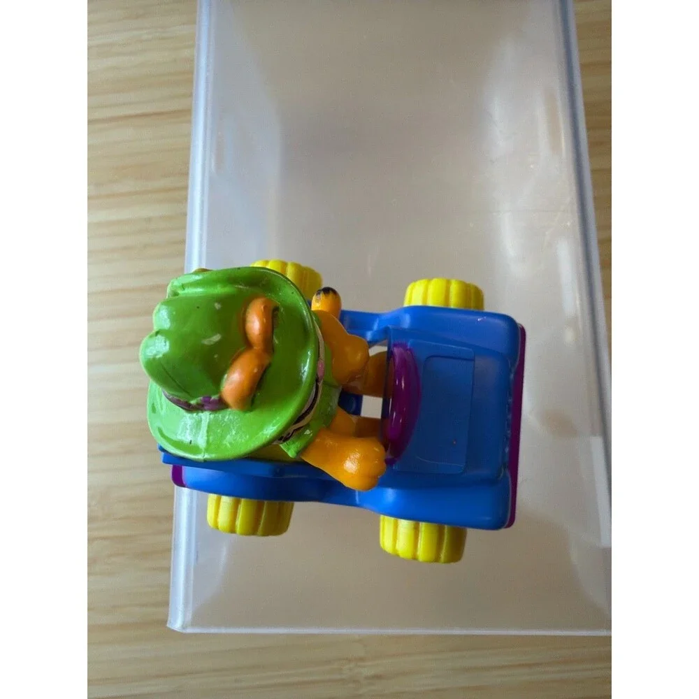 Vintage 1988 McDonalds Garfield Jeep Car Happy Meal‎ Toy Figure